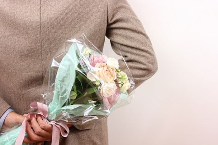 【男女別】結婚相談所の会員の年収は？年収が低い男性が成婚するコツも紹介